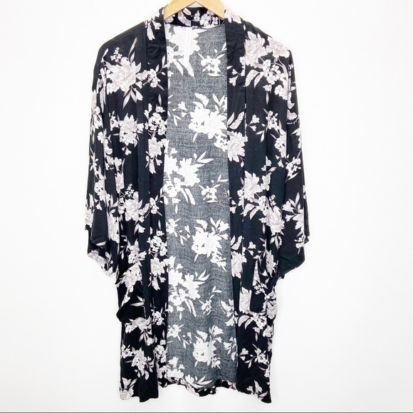 Spiritual Gangster Maya Floral Kimono One size - Picture 3 of 9